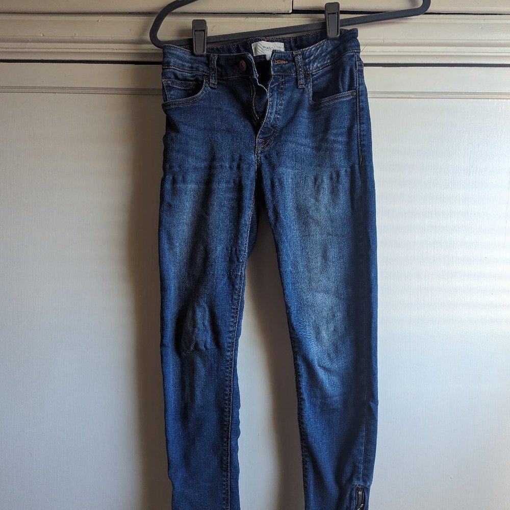 Used Mango blue jeans ankle zip size 2